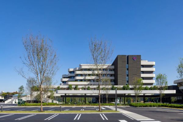 豊田市西山町の豊田地域医療センター_外観